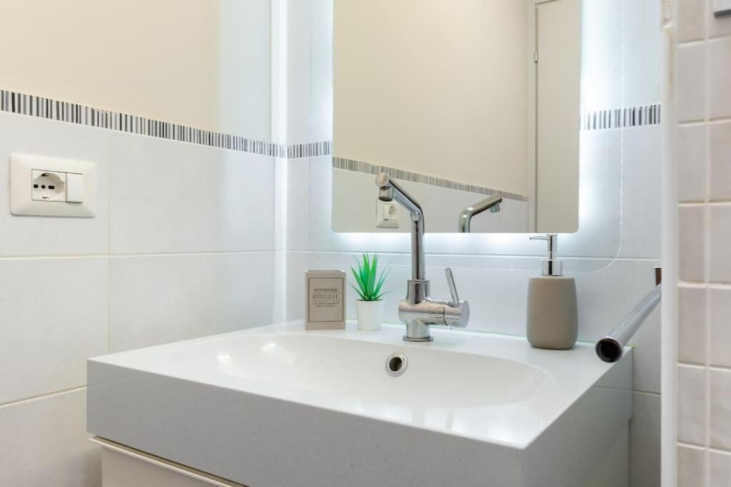 Historical Suite - Pieno Centro - Porta Nuova- Piazza Castello Turin Extérieur photo